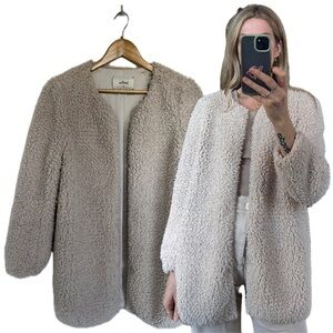 Wilfred Aritzia Cream Laboratoire Plush Teddy Sherpa Coat